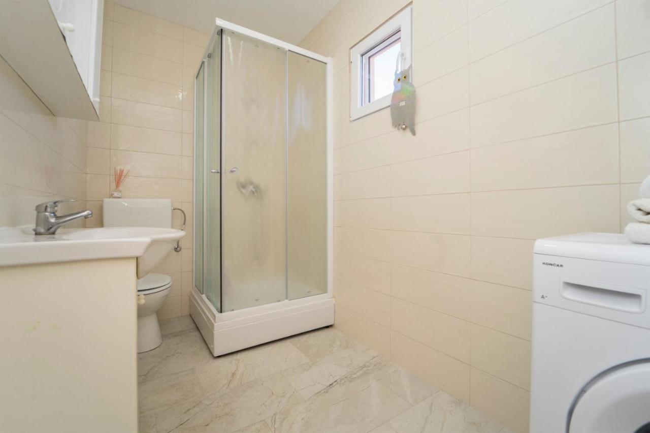 Svema Apartman Vela Luka Ngoại thất bức ảnh